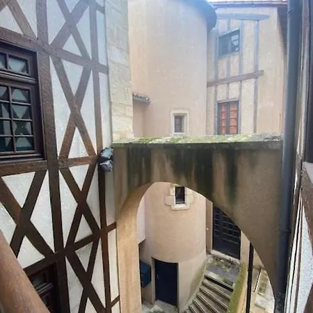 アパート Le Chene: Medieval District City Centre